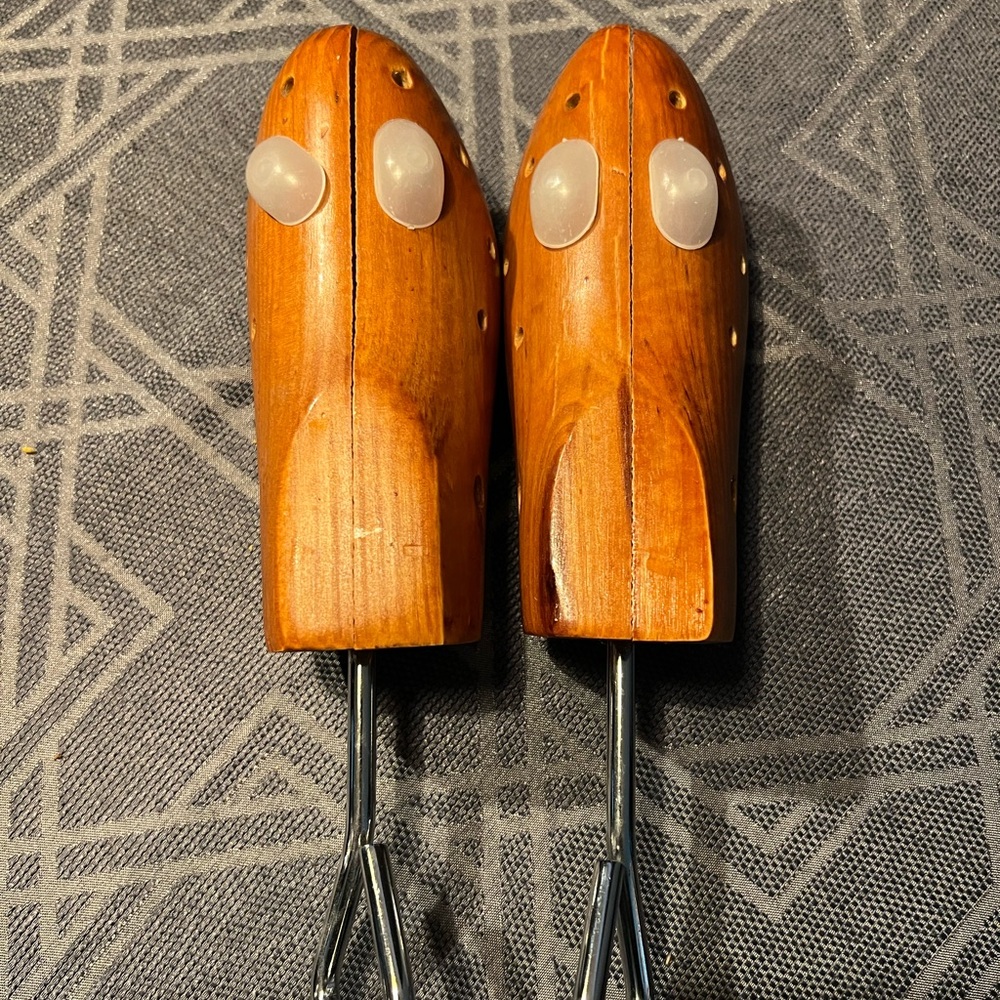 Shoe Stretchers